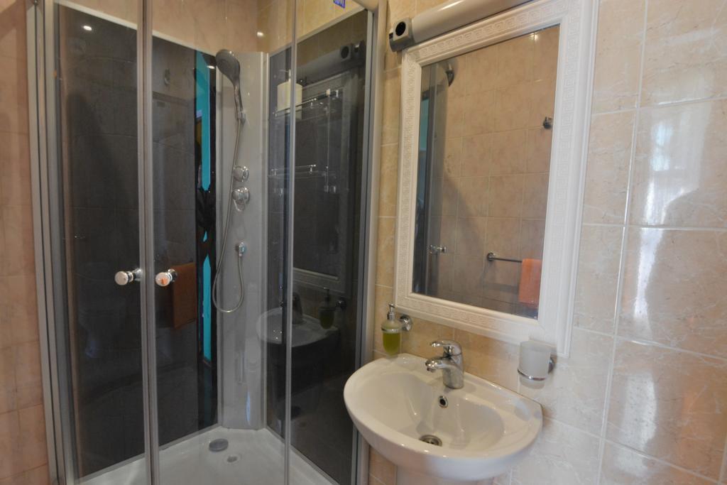 Salsa Hotel Ventspils Room photo